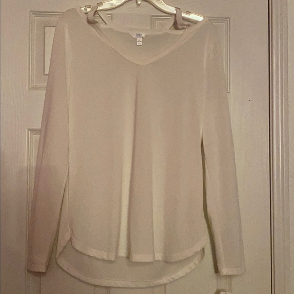 V-Neck Long Sleeve Top